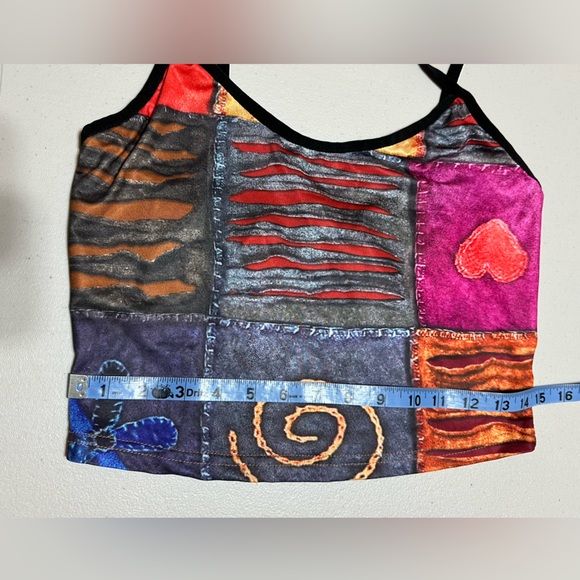 Fun and silky patterned tank top. Measurements in photos. Large. 100% Polyester. - Picture 3 of 4